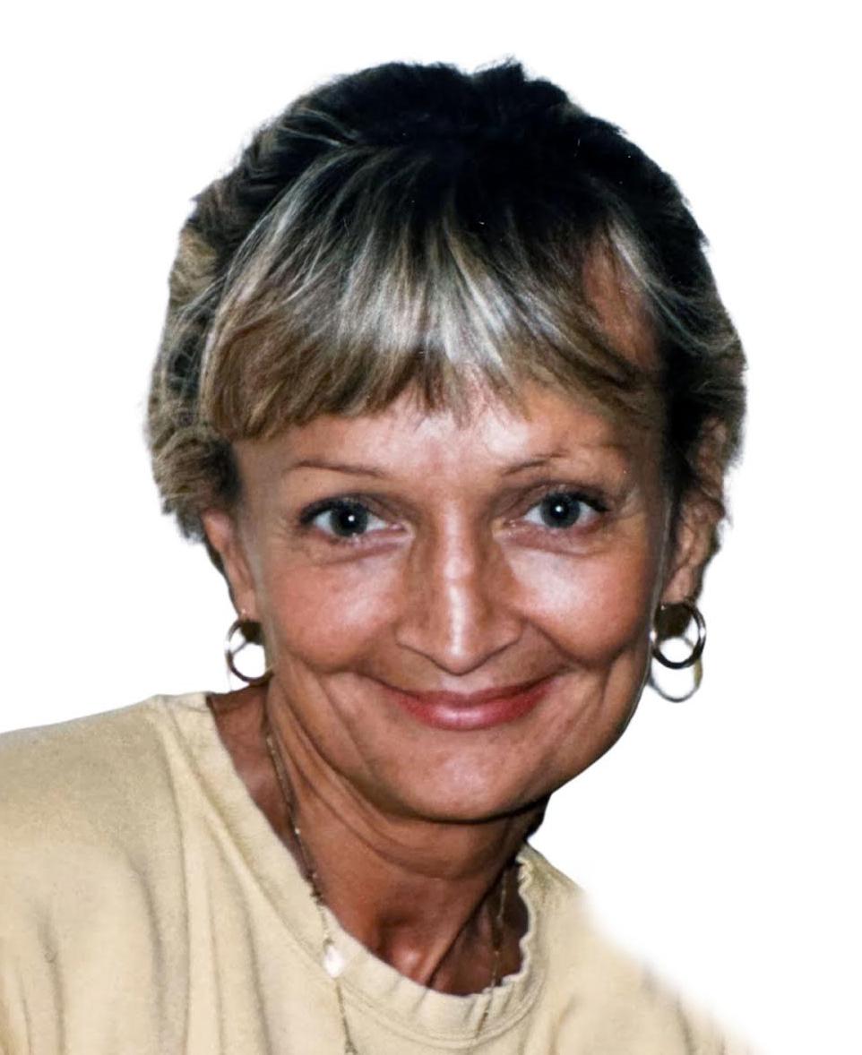 Daniella Violet Gomez